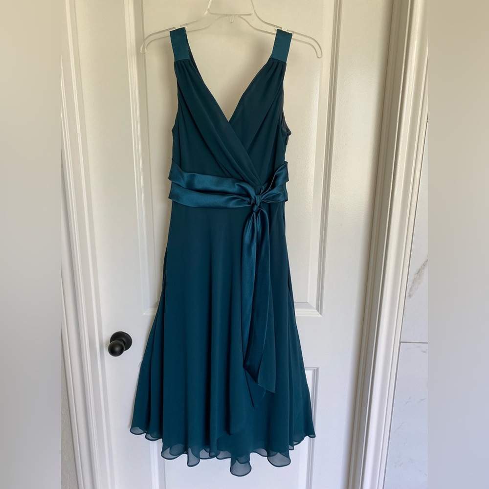 Evan Picone Blue Sleeveless Wrap Knee Length Dress